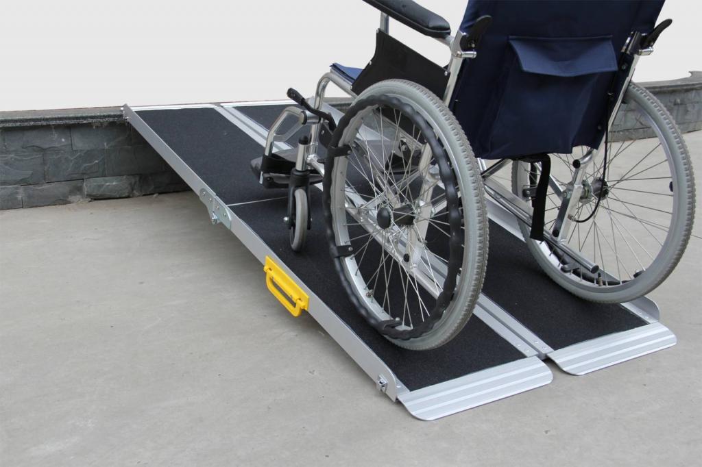 rampe valise pliante en 4 183 cms hapi médical cherbourg